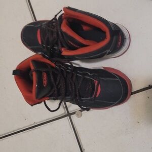 Boys size 6 and 1 shoes